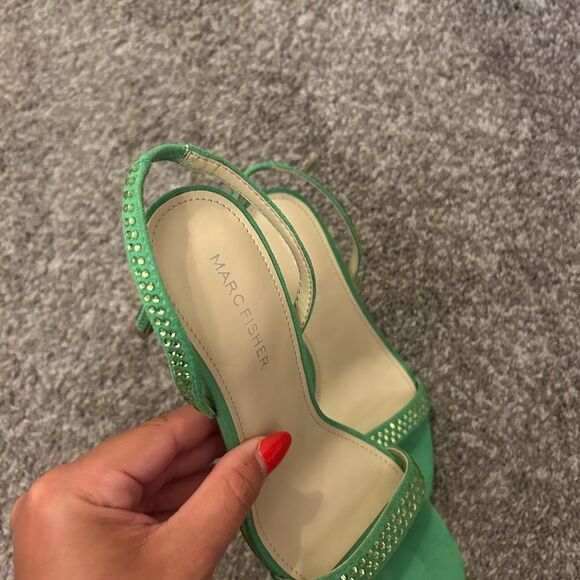 Marc Fisher Green Strappy Heels with Stiletto Rhinestone 8.5 - Picture 3 of 5